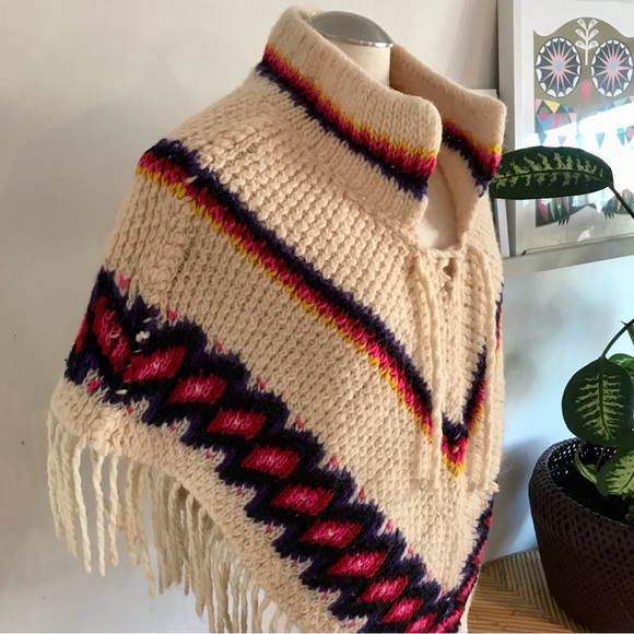 Vintage 1960s Mexican Fringed Wool Poncho, Cream, Multi-coloured - Picture 4 of 9